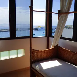 https://casa-bonica.in-canary-islands.com